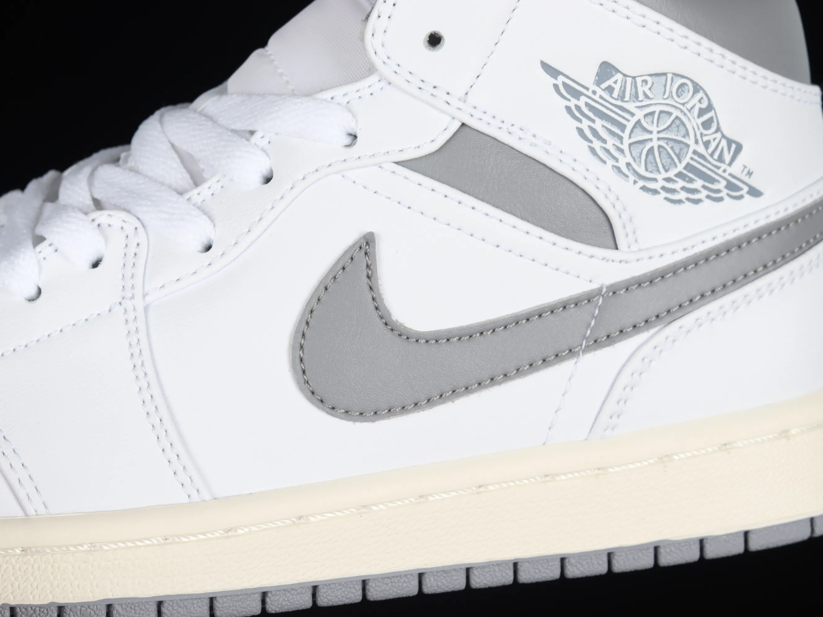 All categories Air Jordan Jordan series basketball shoes Air Jordan 1 Mid Air Jordan 1 Mid "Vintage Grey" AJ1 Joe 1 white gray first year China basketball shoes 554724-135